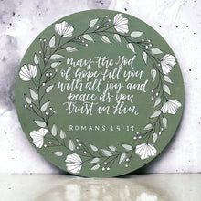 Load image into Gallery viewer, God of Hope 18&quot; Round
